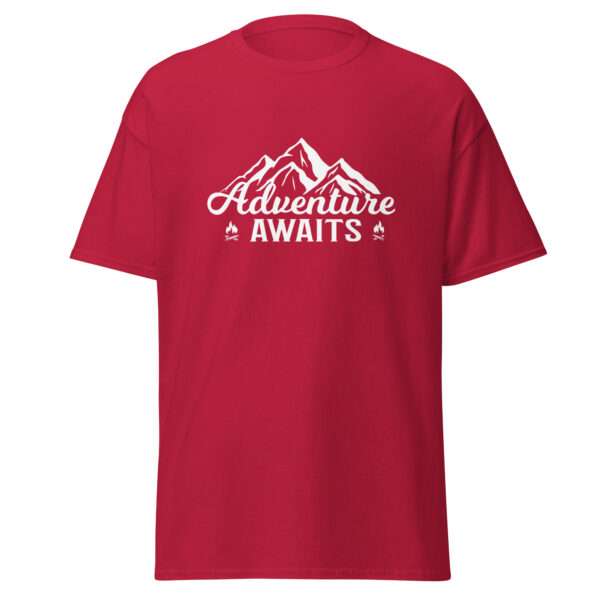 Adventure Awaits - Unisex T-shirt - Bild 5