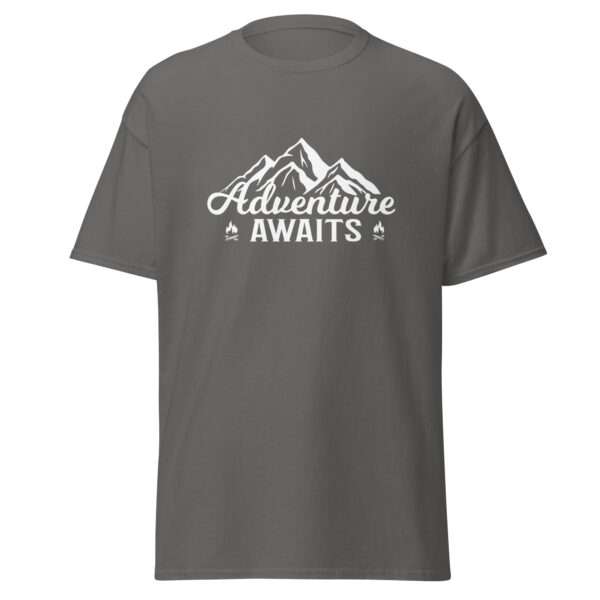 Adventure Awaits - Unisex T-shirt - Bild 7