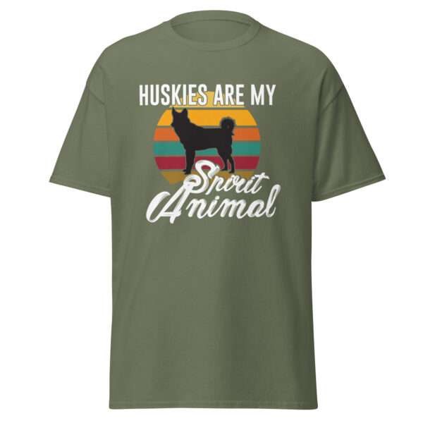 Huskies - Unisex T-shirt - Bild 8